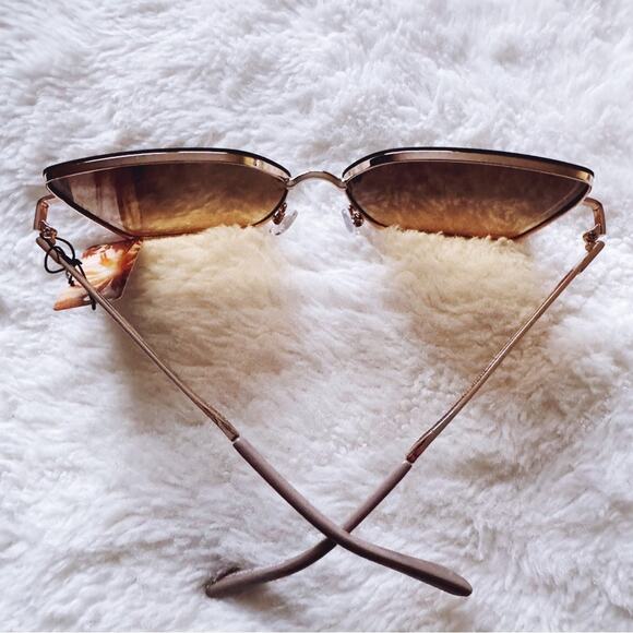 Monica Clear Brown  Geometric Sunglasses - Picture 10 of 12